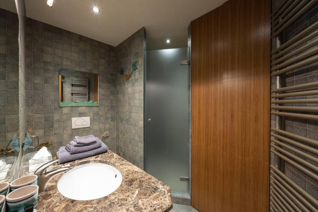 Villa In Gated Community Of Hotel La Reserve Раматюл Екстериор снимка